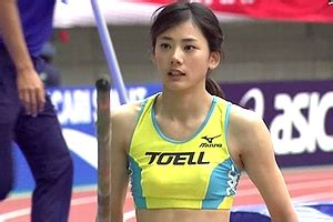 陸上 えろ|陸上競技のハプニングエロ ラッキースケベ 胸チラ パンチラまとめ